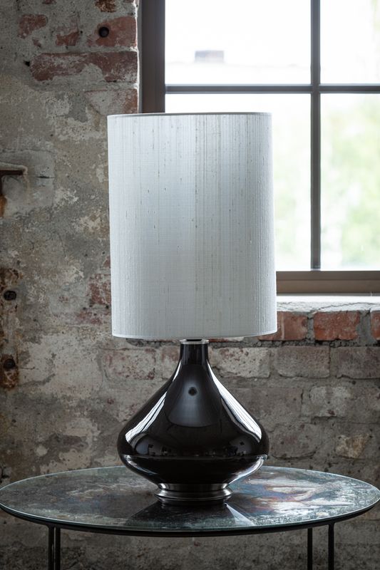 Flavia Negra, Seda Plata H 70cm